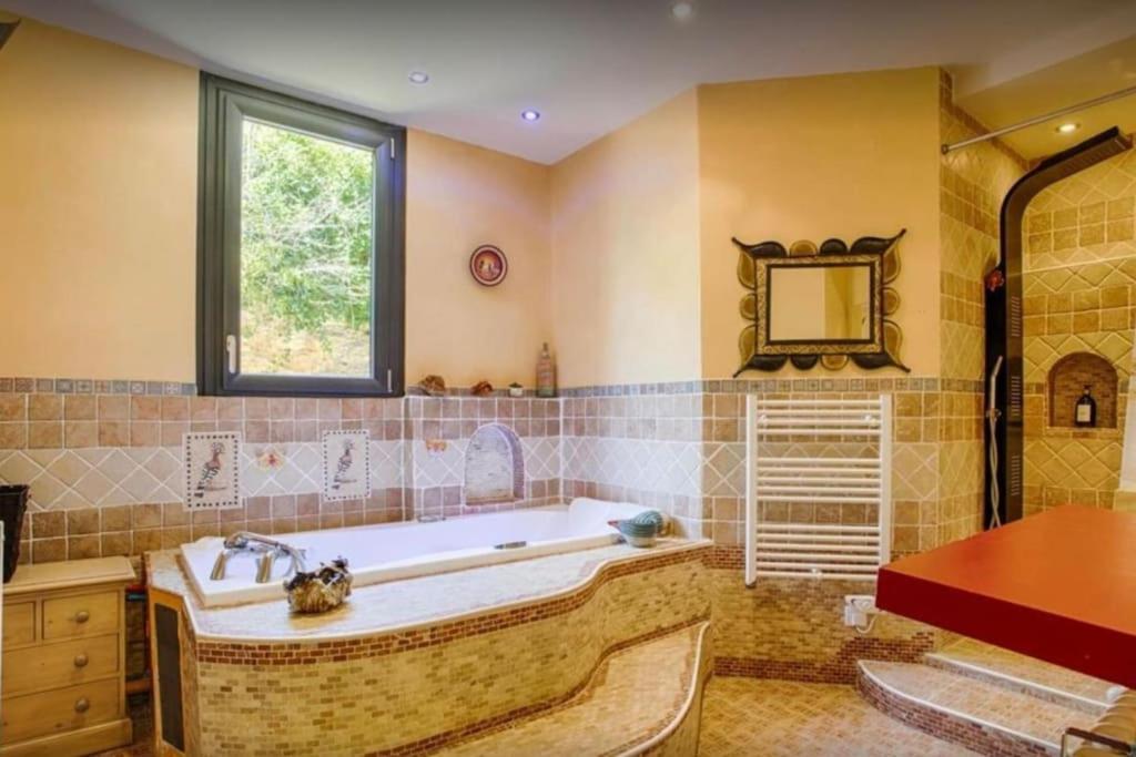 Le Manoir Du Val Villa Douvres-la-Délivrande Dış mekan fotoğraf